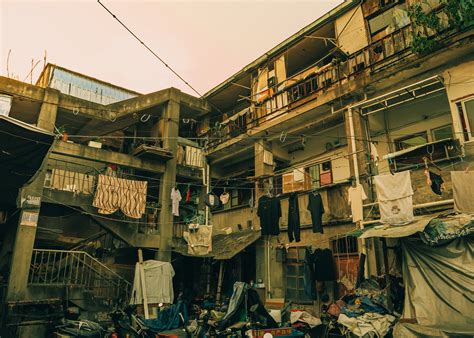 what are the living conditions in china